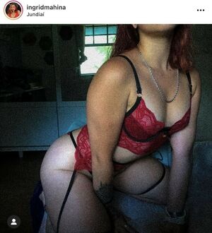 Photo by MAHINA FREE