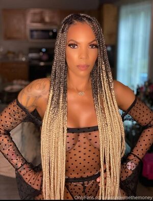 Photo by Ms. Show Me The Money