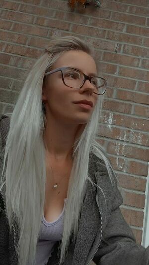 Photo by WHOSTHAGIRL