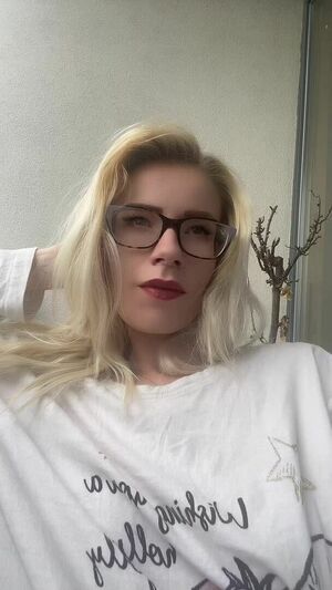 Photo by WHOSTHAGIRL